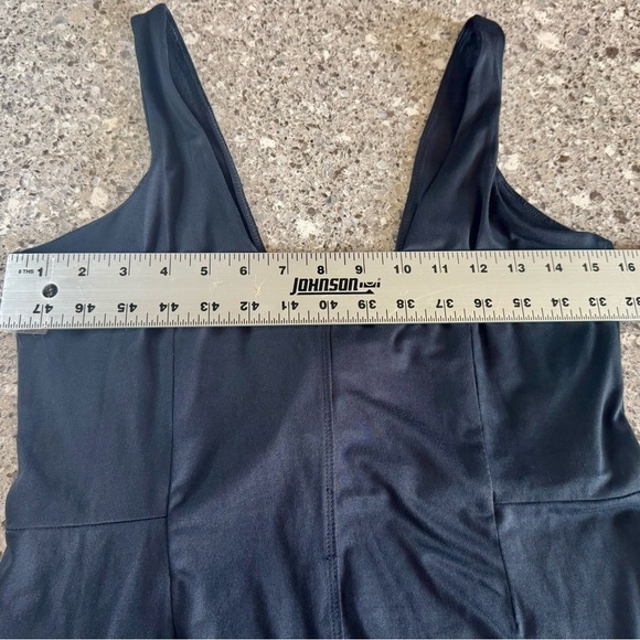 Varley l Dresses l Varley Morgan l Sleeveless Mini Tennis Dress l Size: M - Picture 11 of 16